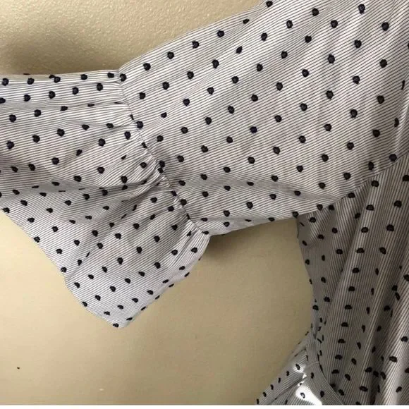 BananaRepublic off the shoulder polkadot dress, size medium  - Picture 6 of 10